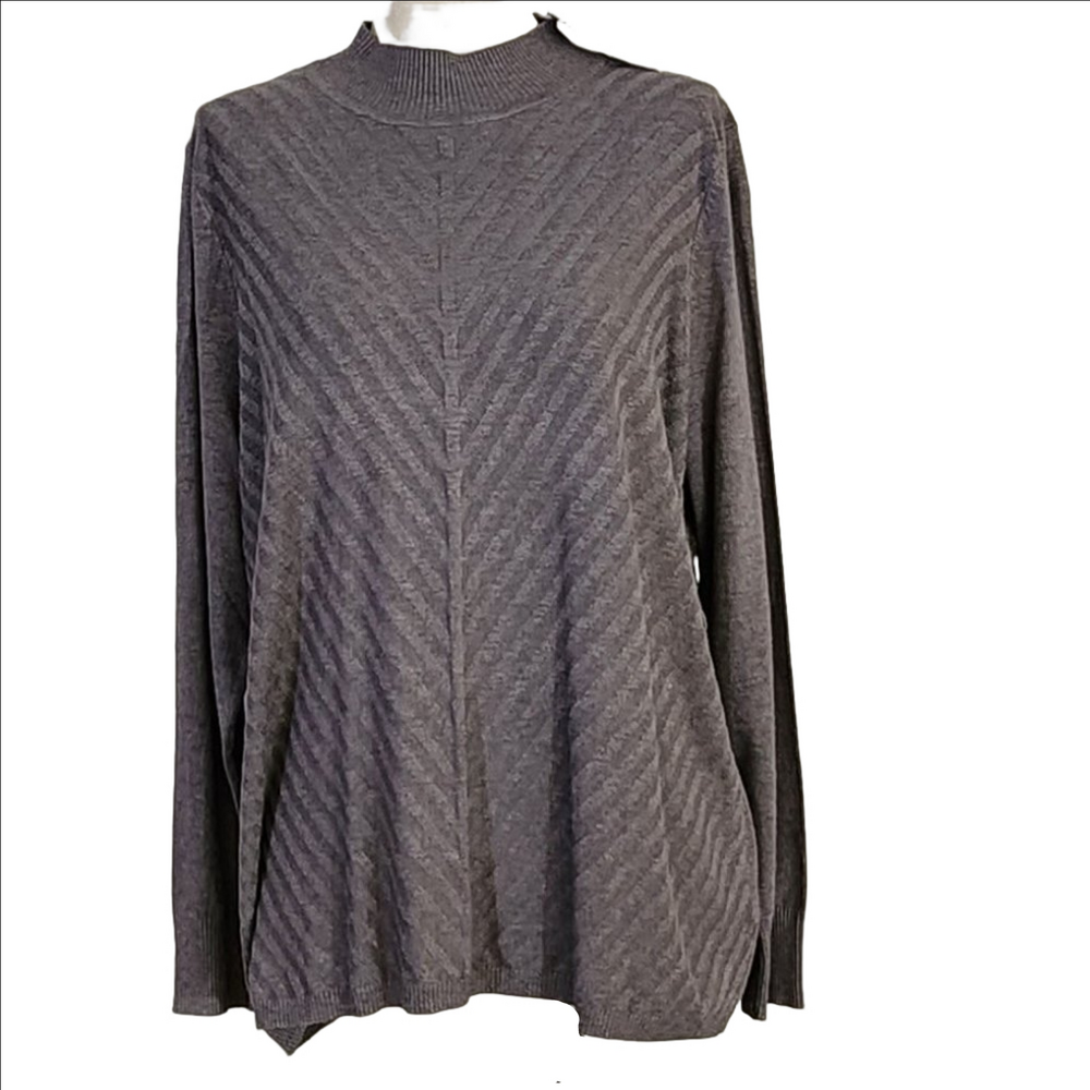 ALLISON DALEY NWT'S SWEATER